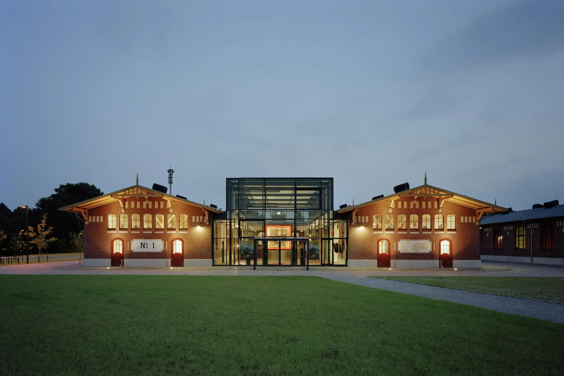 BallinStadt Emigration Museum: Tracing Departure Stories from Hamburg